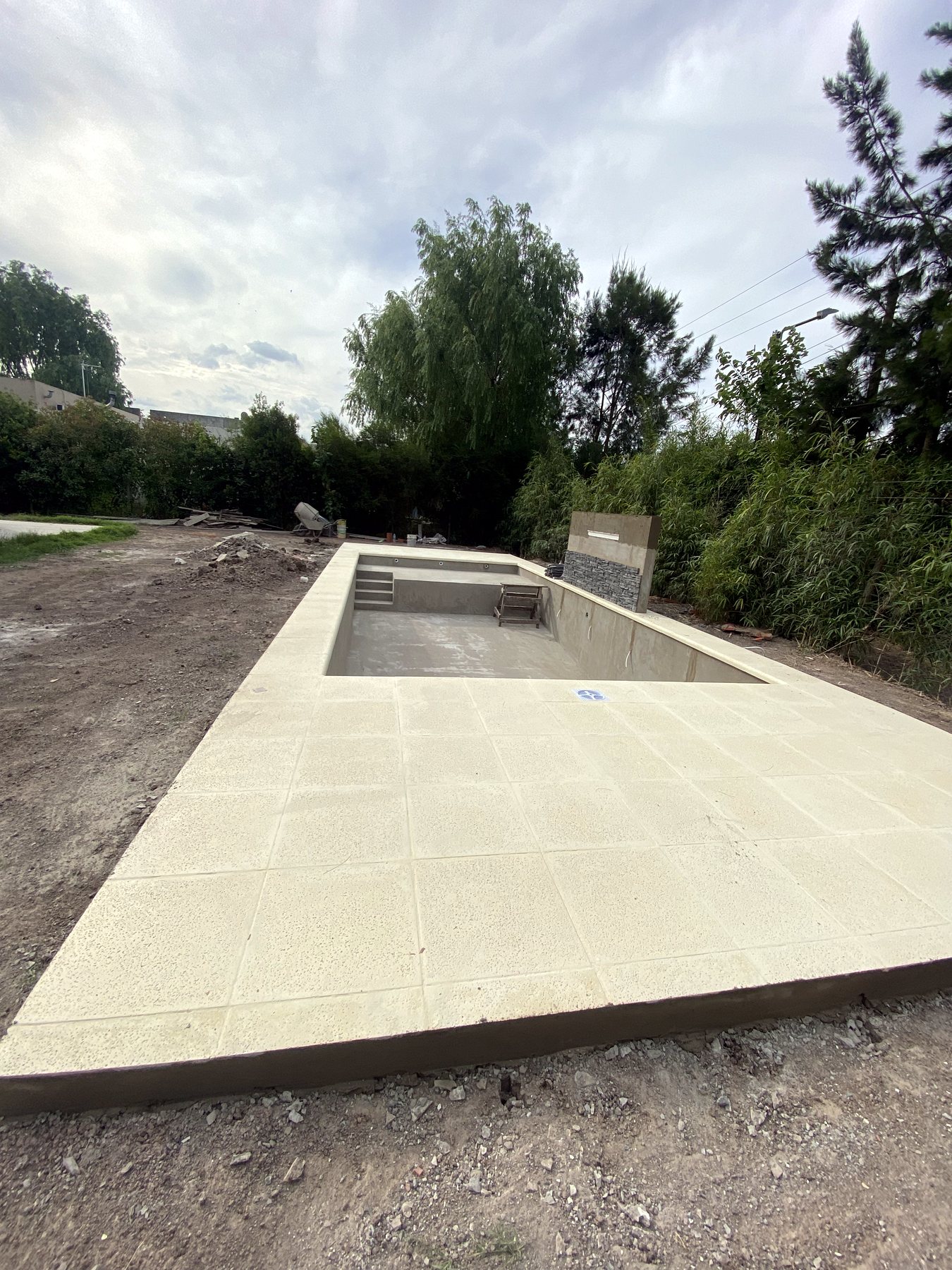 Piscina de hormigón gunitado